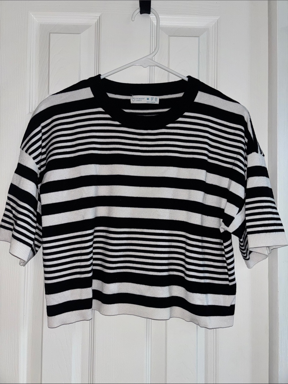 Primark Striped Short Sleeve Top in Black & White Size Medium